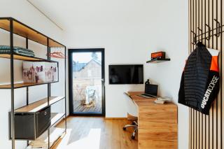 ArVia Living - Ferienwohnung in Altmünster, zentrale Lage, 7 Min Gehweg zum Traunsee, Küche, gratis Parkplatz & WLAN - 5