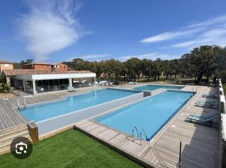 Apartment with garden and pool - 4