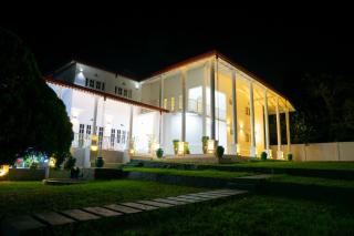 The Heavens Bungalow Katunayake - 8