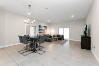 4BR Retreat Near Warm Mineral Springs & Beaches - North Port - 8