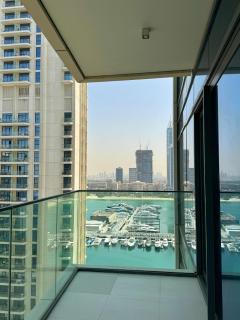 Luxury 2 Bedroom Apartment with Sea Views & Private Beach Access - 9