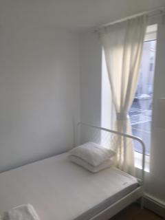 Studio Manhattan Beach - Brooklyn - 3