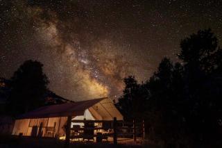 Glamping Tent #3 with Heat AC and Private Bath - Orderville - 6