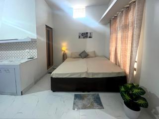 Naini Bliss - - 2