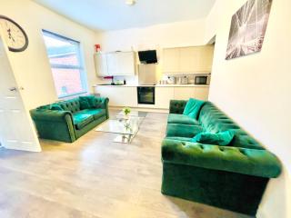 Luxurious & modern large house 9mins drive to town - Beeston Hill - 6