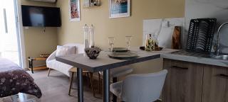 Gite pour deux avec bassin relaxant sans vis a vis - Graveson - 2
