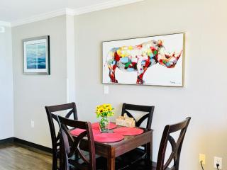 Ocean Breeze Retreat Oceanfront Sleeps 6 - Myrtle Beach - 9