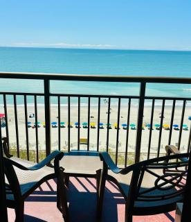 Azure Bliss Oceanfront Condo Sleeps 6 - Myrtle Beach - 8
