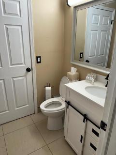 Fully furnished 2-bed & 2-bath - East Brunswick - 5
