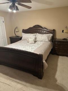 Fully furnished 2-bed & 2-bath - East Brunswick - 3
