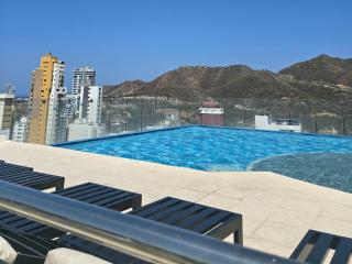 Tropical Sky Suites - Rodadero - 0
