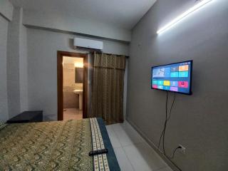 Luxurious 1 Bed Apartment - Islamabad - 6