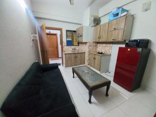 Luxurious 1 Bed Apartment - Islamabad - 5