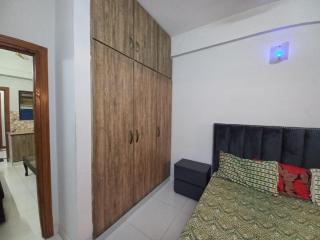 Luxurious 1 Bed Apartment - Islamabad - 2