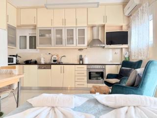 Little Central Apartment-1min walk from everywhere - Chania - 8