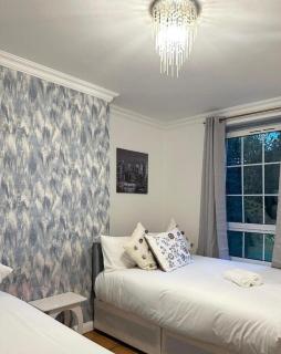 Budget Grey House - Londra - 3