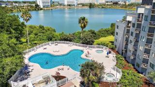 Luxury Lakeview Getaway 1 mile Universal Studios - Orlando - 9