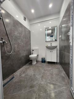 Continental studios 2 - 2