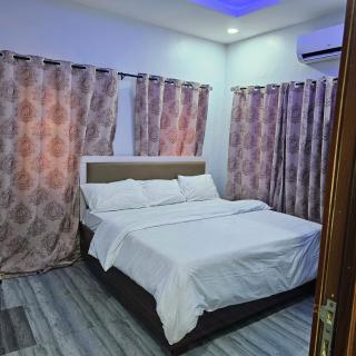 Hen Cap Apartment Services - Agege - 3