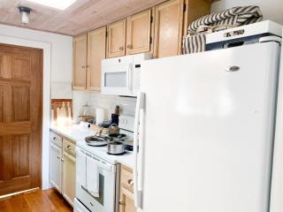 The Ivywood - Guerneville - 1