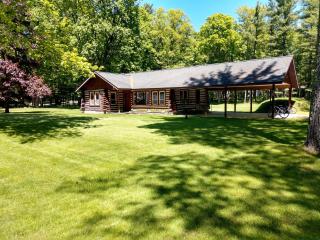 Lake Access! Twin Birch Resort - Kodiak Cabin - Honor - 5