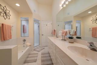 Beautiful Condo at Falling Waters in Naples - 1