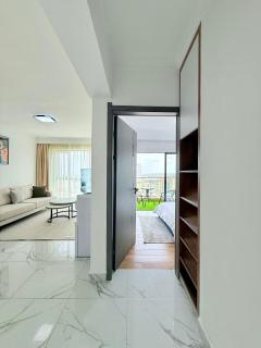 1 Bedroom Apartment in Kilimani, near Yaya Centre - Nairobi - 0