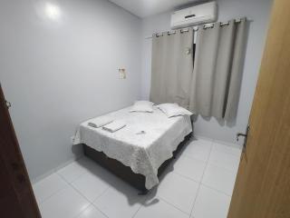 Estilo resort para confraternizar com hidro, piscina, garagem em casa tudo privativo, insira acima de 6 hóspedes para usar os 3 quartos - Sorriso - 1