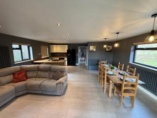 3 Bed Luxury Lodge - Sherfield English - 8
