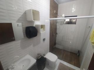 Estilo resort para confraternizar com hidro, piscina, garagem em casa tudo privativo, insira acima de 6 hóspedes para usar os 3 quartos - Sorriso - 5