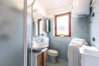 La Lampara House - Happy Rentals - 4