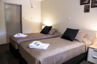 Tall Trees Motel Mountain Retreat - Tamborine Mountain - 2