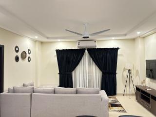 Entire 2-Bed Apartment Best For Families and Friends - Islamabad - 5