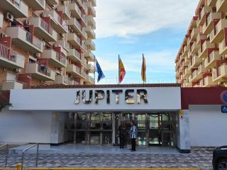 Jupiter Apartment Sea, Pools View - 2