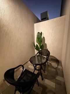 Smart Access Studio in Al Narjis - 65 TV - Riad - 2