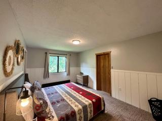 Winter Wonderland Chalet at Powderhorn Mountain - 2
