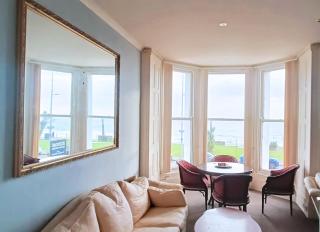 Kings' House - Douglas - 6
