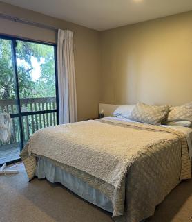 Homestay River Retreat Waiwera - 0