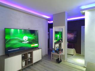 Spacious apartment in Luino with bubble bath - Luino - 3