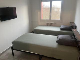 F4 Appartement 3 chambre avec wifi - Saint-Jean-de-la-Ruelle - 0