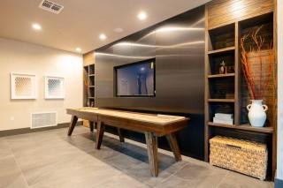 Luxury 2BR with Pool & Gym Access Austin - Austin - 6