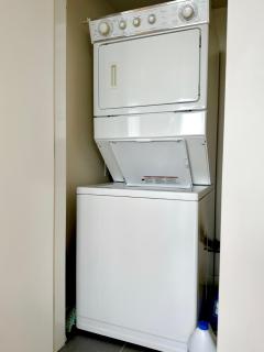Cozy Suite With Stunning View, Ac And Parking - Vancouver - 6