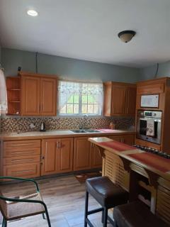 Charming 1 Bedroom house with WiFi, AC in Brilliant St James - Dibe - 4