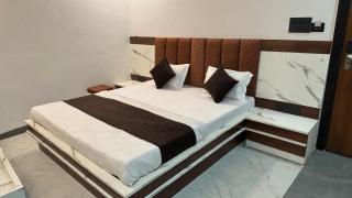 HOTEl SHREE ASHTVINAYAK GRAND - Mandlā - 8