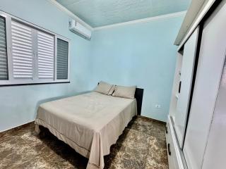 Casa com piscina e ar condicionado - Matinhos - 1