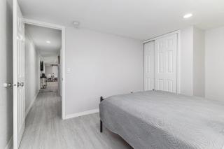 Spacious New 4br 3ba Remodel Near I4 Disney - 1