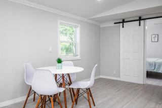 Spacious New 4br 3ba Remodel Near I4 Disney - 3