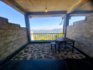 Aroma Holiday Home-Haputhale - 1