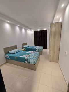 Florenza Khamsin - 2