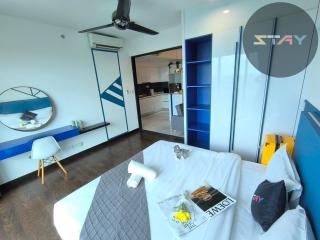 Almas Couple Cozy Modern Blue Loft Netflix BySTAY - - 5